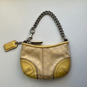 Vintage Coach Coin Pouch w/ Key Ring Inside